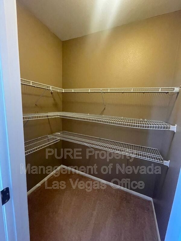 Building Photo - 3904 Ropers Ranch St