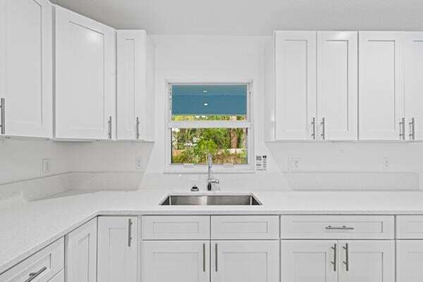 Building Photo - 5911 Seagrape Dr