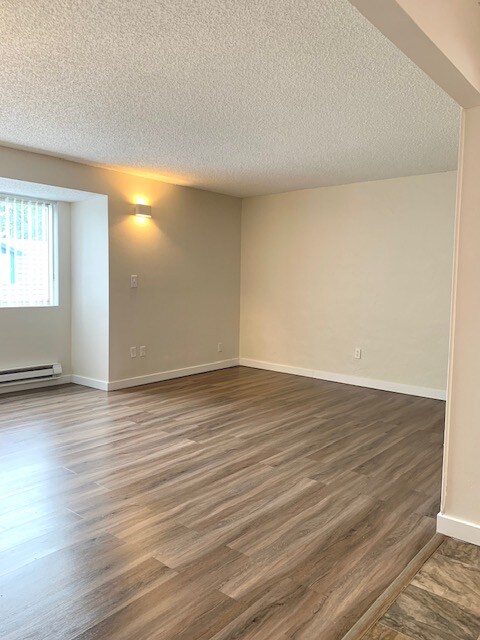 Building Photo - 20916 76th Ave W