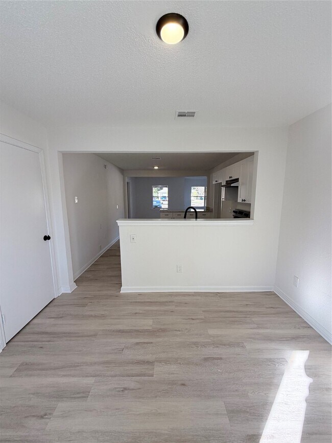 Building Photo - 4601 W 43rd St