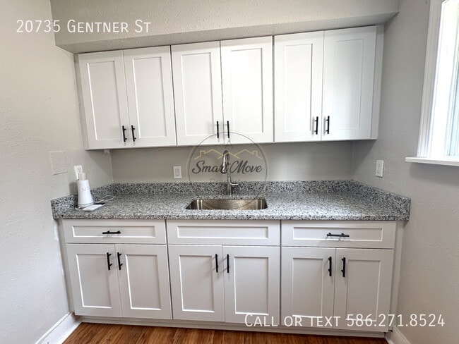 Building Photo - 20735 Gentner St