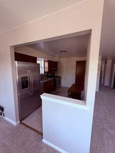 Kitchen - 729 Solly Ave