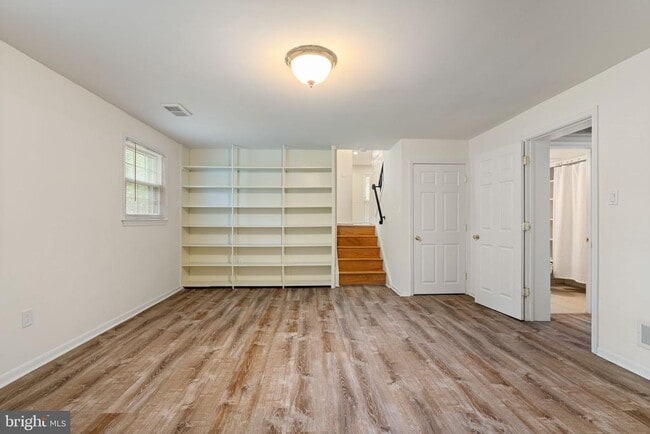 Building Photo - 8341 Carnegie Dr