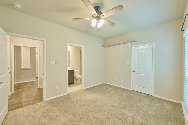Building Photo - 103 Sunrise Haven Dr
