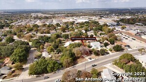 Building Photo - 1267 E Common St