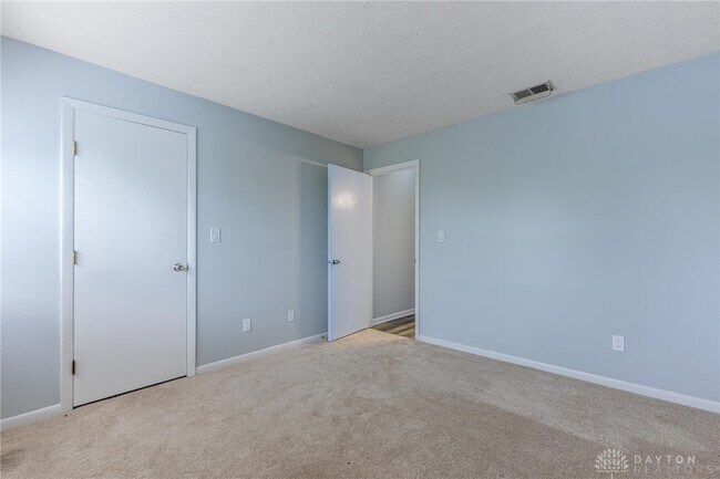 Building Photo - 116 Mallard Glen Dr