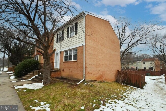 Building Photo - 2767 January Ct