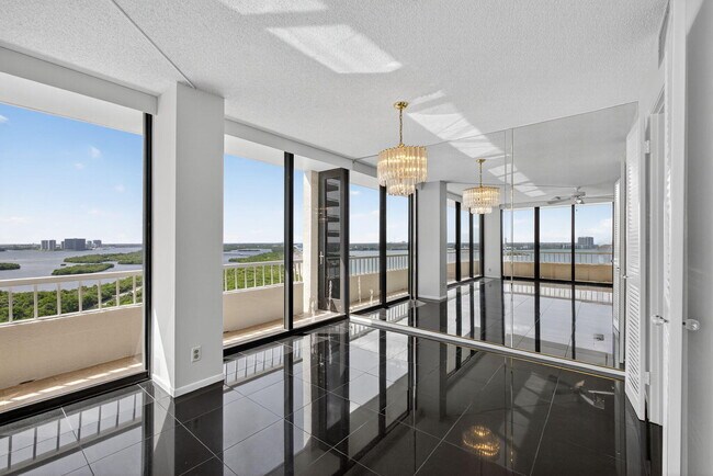 Building Photo - 5540 N Ocean Dr