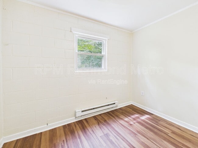 Building Photo - 923 N 20th St