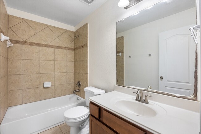 Building Photo - 23906 Fairport Harbor Ln