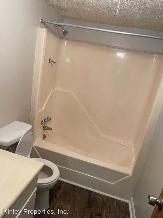 Building Photo - 1911 Countrymens Ct