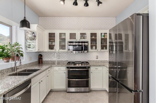 Building Photo - 39027 Furlong Ct