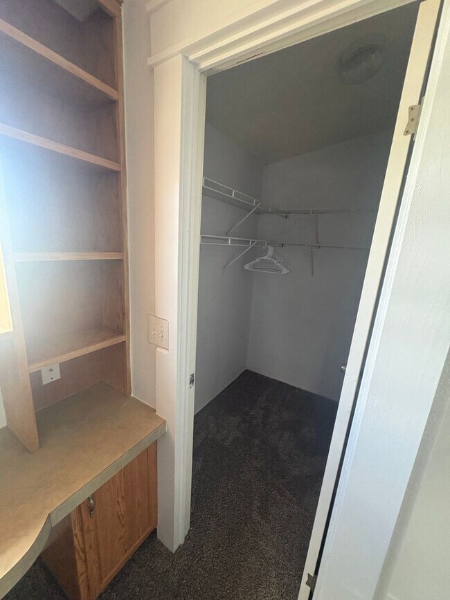 Building Photo - 3 bedroom 2 bath in Highland Terrace