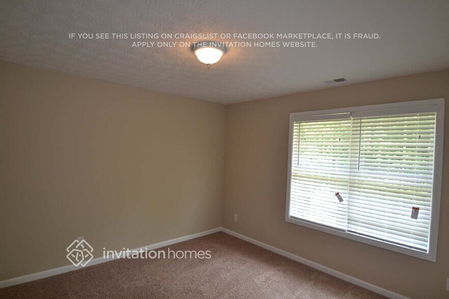 Building Photo - 2544 Tolliver Dr