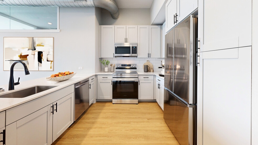 Primary Photo - Towson Promenade