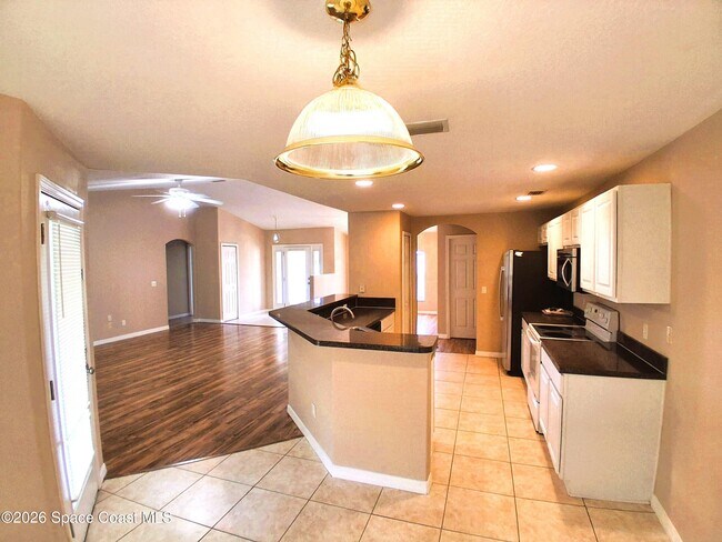 Building Photo - 401 J T Sancho St SW