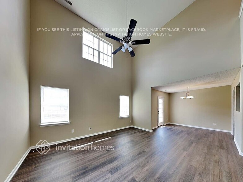 Building Photo - 171 Golding Dr