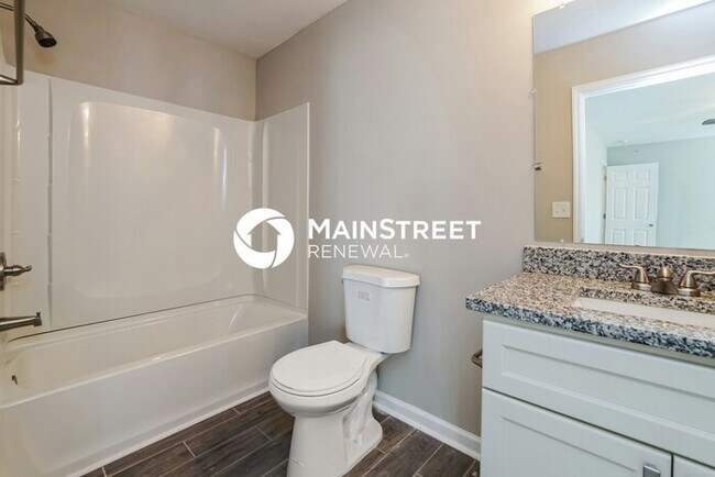 Building Photo - 3 Bedroom Pet-Friendly Home in RALEIGH, NC with Main Street Renewal