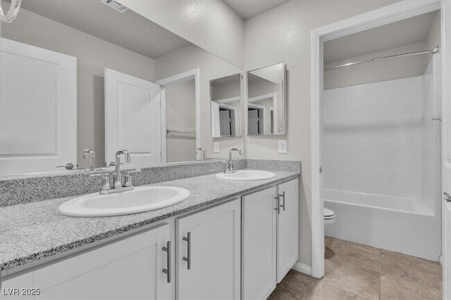 Building Photo - 487 Via Renata