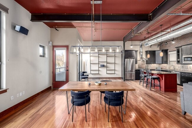 Building Photo - Luxury Furnished Old Town Condo – Modern Elegance in the Heart of Fort Collins