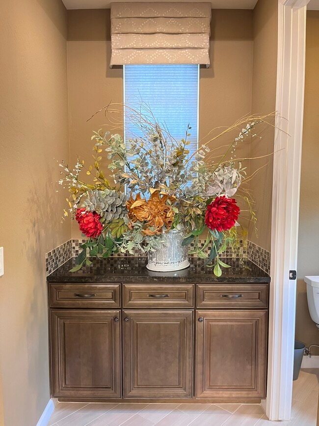 Building Photo - 18510 N 94th St