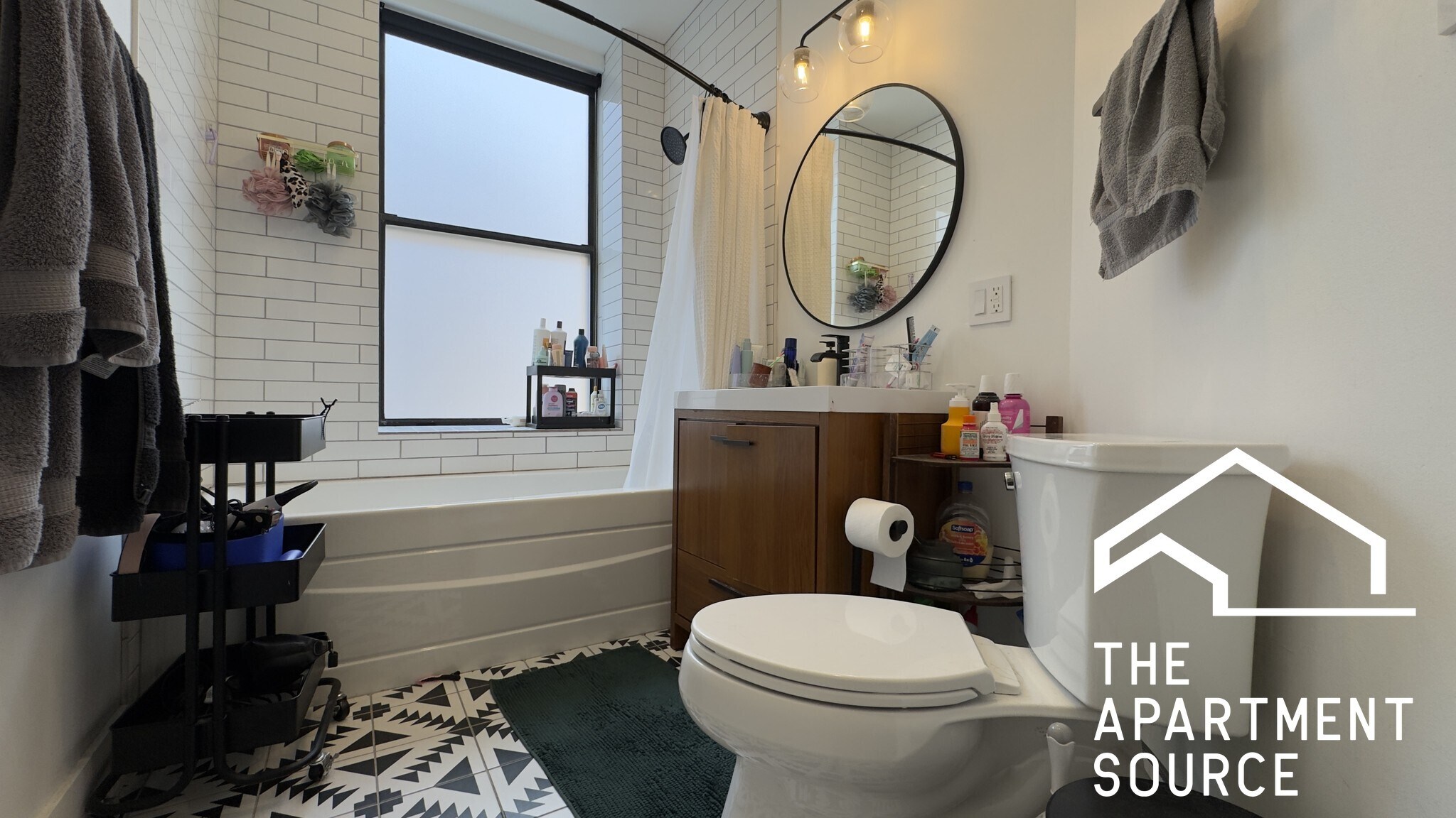 Building Photo - 411 S Sangamon St