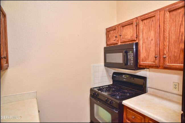 Building Photo - 11645 Gordon Cooper Ln