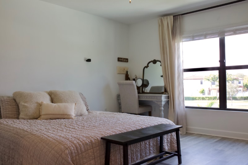 Building Photo - 1011 White Oak Ter