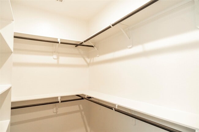 Building Photo - 31410 Golden Cliffs Ln