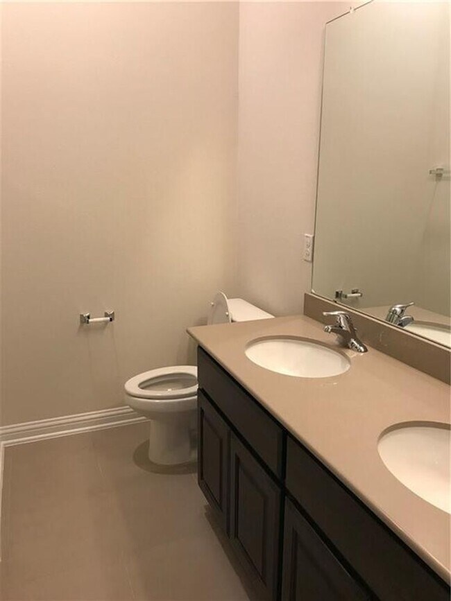 Building Photo - House for lease in Austin.