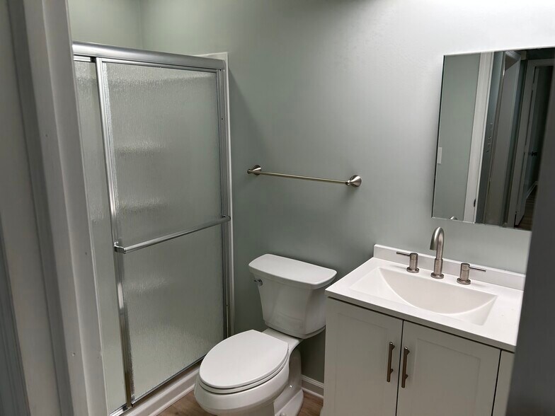 Building Photo - 2604 W Riggin Rd