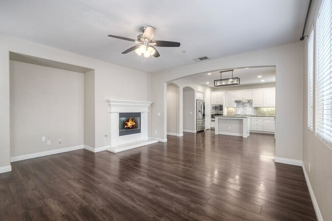 Building Photo - Charming Lake Rancho Viejo Home – Beautiful, Peaceful & Conveniently Located!