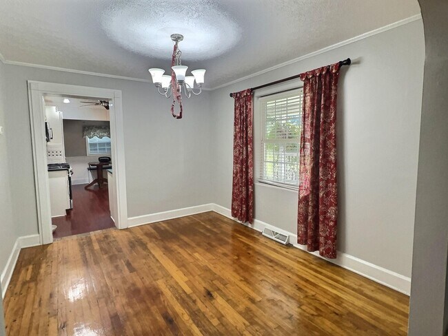 Building Photo - 339 Charleston St SE