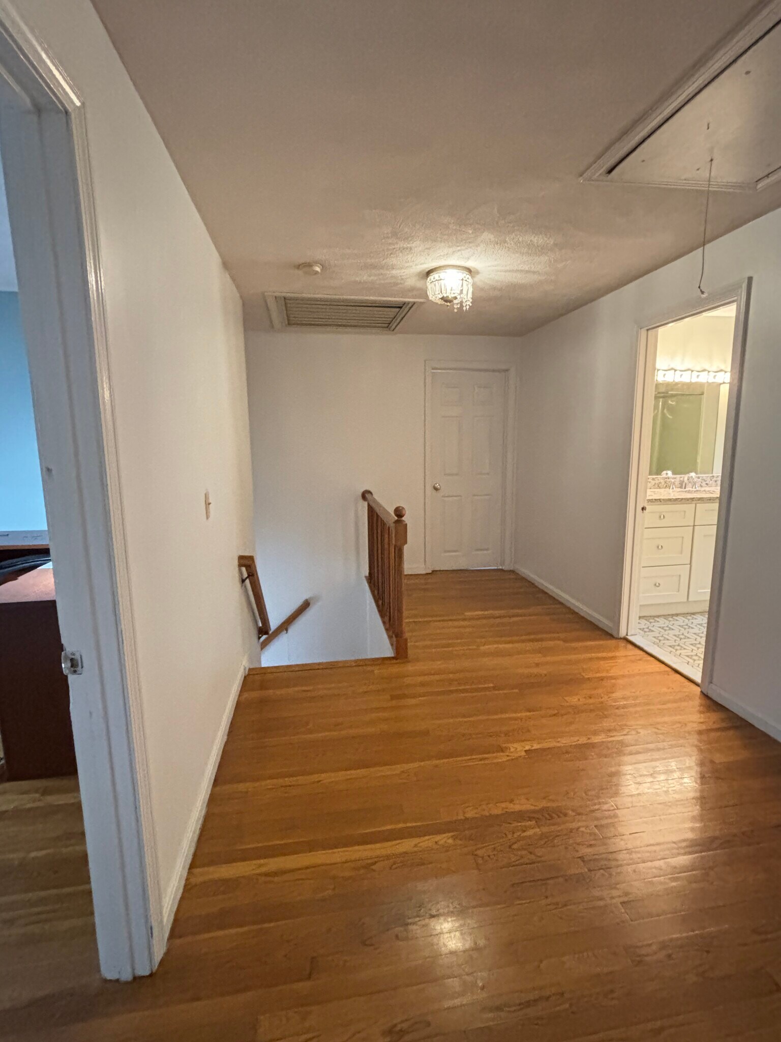 Building Photo - 5 Freeman Cir