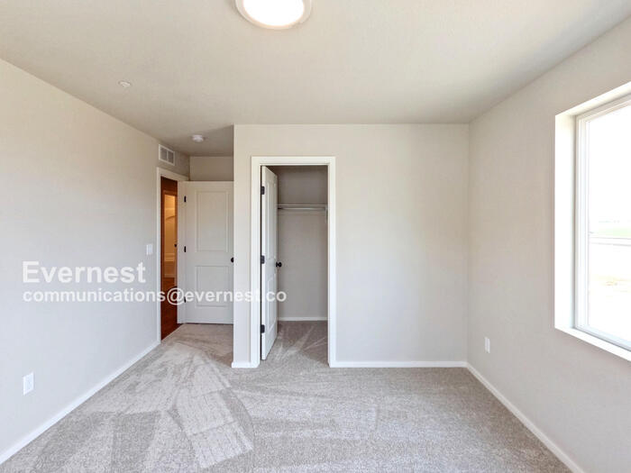 Building Photo - 2814 Barnstormer St