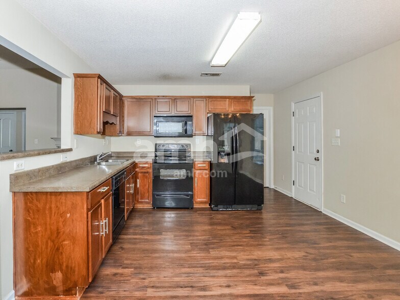 Building Photo - 1110 E Cortona Cir