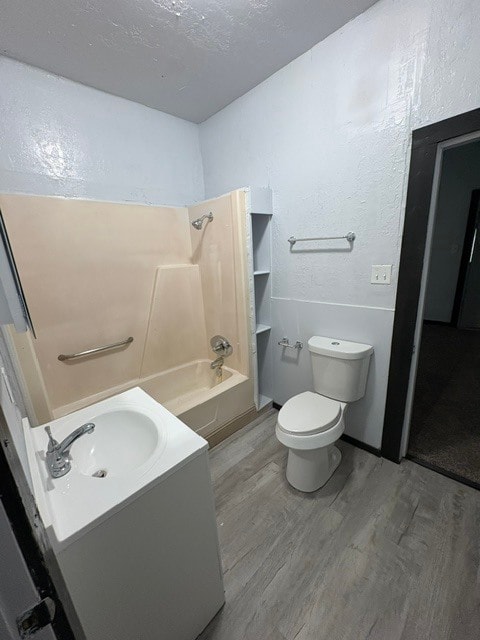 Building Photo - 904 SW G Ave