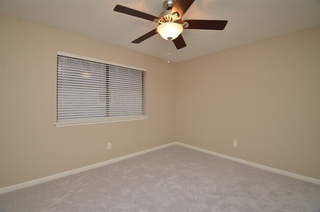 Building Photo - 12310 Burgoyne Dr