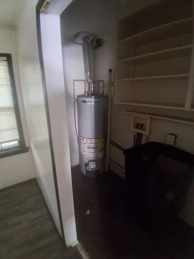 Building Photo - 11 B Ln