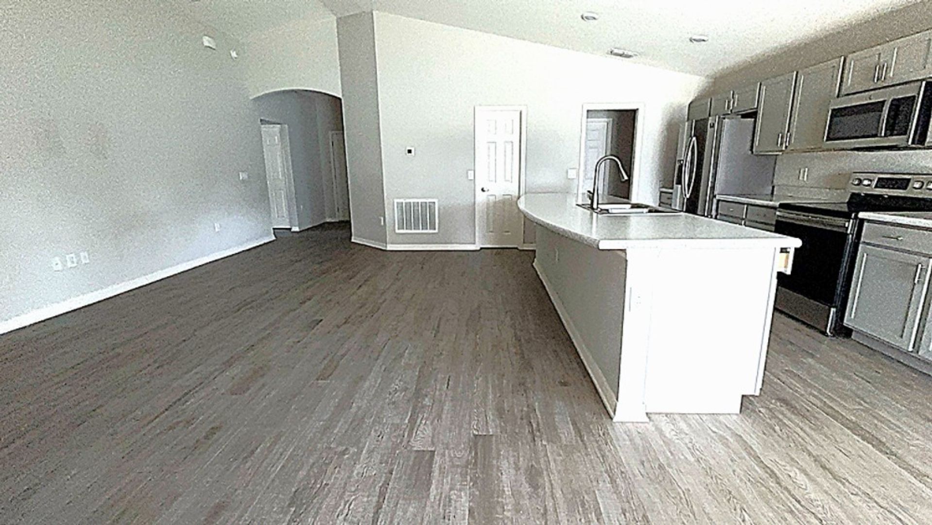 Building Photo - Davenport- 4/2 single family home. Coming Soon!!!