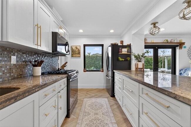 Building Photo - 13441 SW 74th St