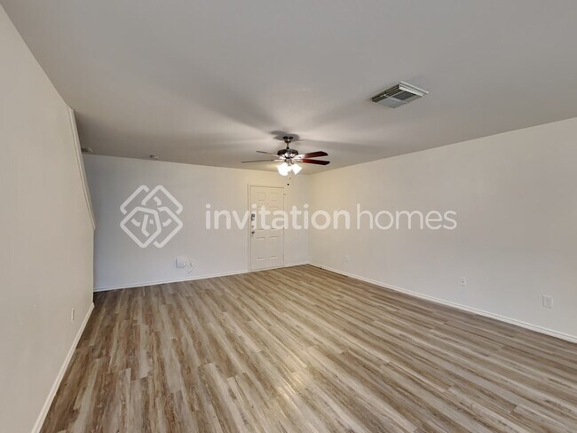 Building Photo - 12502 Aarons Way Dr