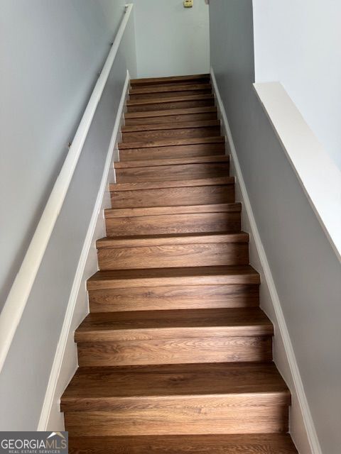 Building Photo - 5605 Strathmoor Manor Cir