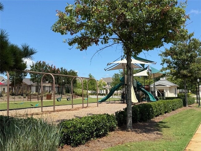 Building Photo - 6440 Bellmoore Park Ln