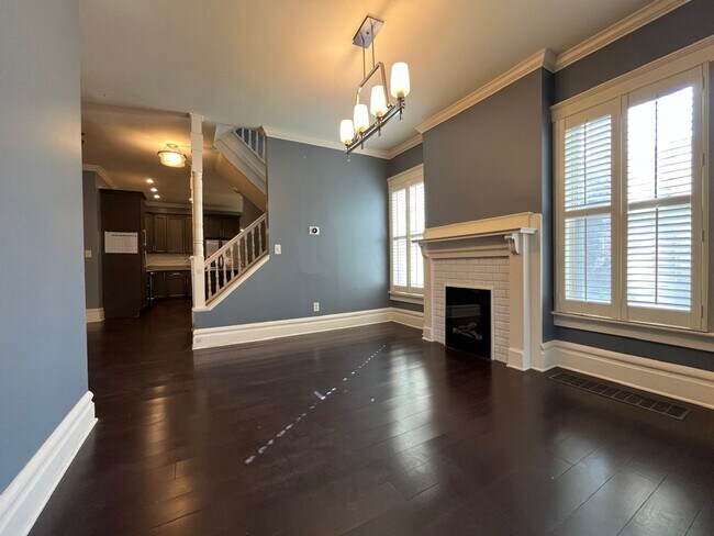 Building Photo - 991-993 Bryden Road