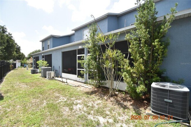 Building Photo - 13121 Kings Crossing Dr