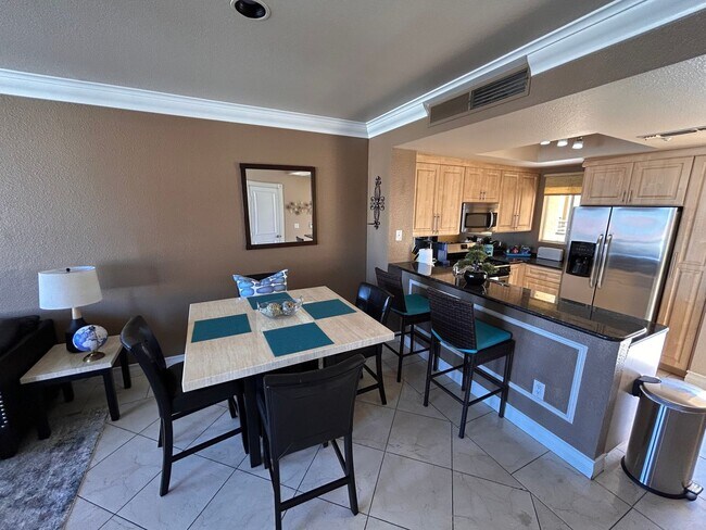 Building Photo - Beautiful  furnished 1 bedroom with a view of the Sphere!