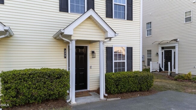 Building Photo - 225 Woodson Dr