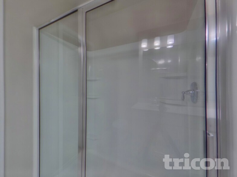 Building Photo - 119 Spring Knoll Dr