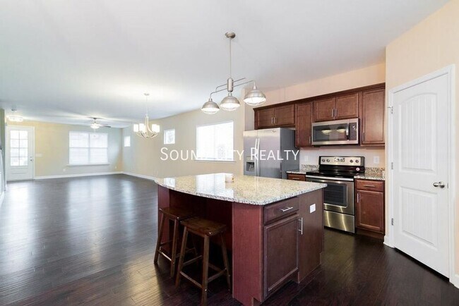 Building Photo - 1408-B Straightway Ave-